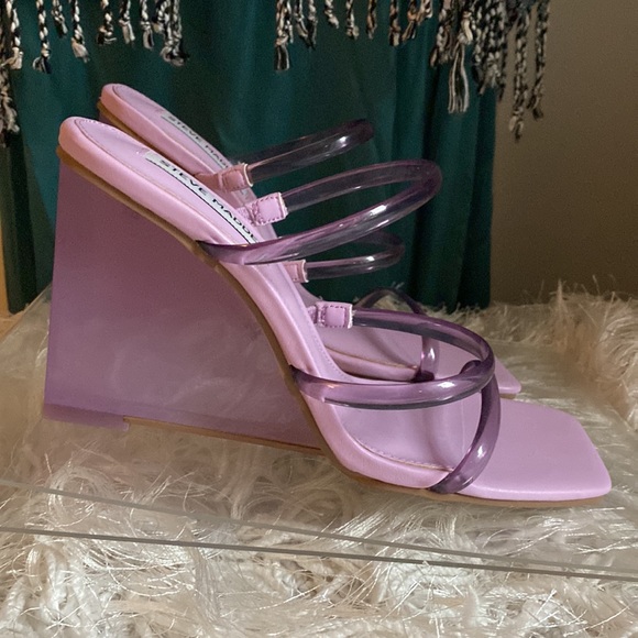 Steve Madden Women’s Clear Transparent Wedge Slide On Sandals in Purple Lilac - Picture 5 of 7